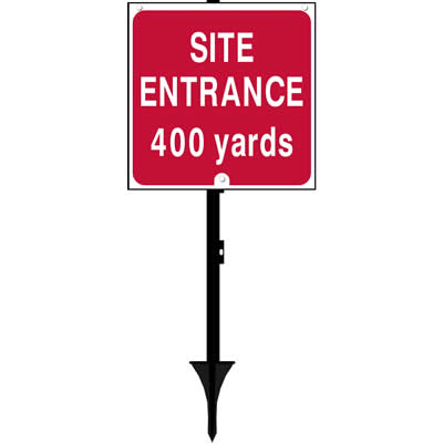 Site entrance 400 yards (T-cade)